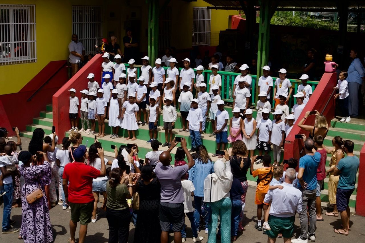 Ecole primaire les Flamboyants Mayotte chorale