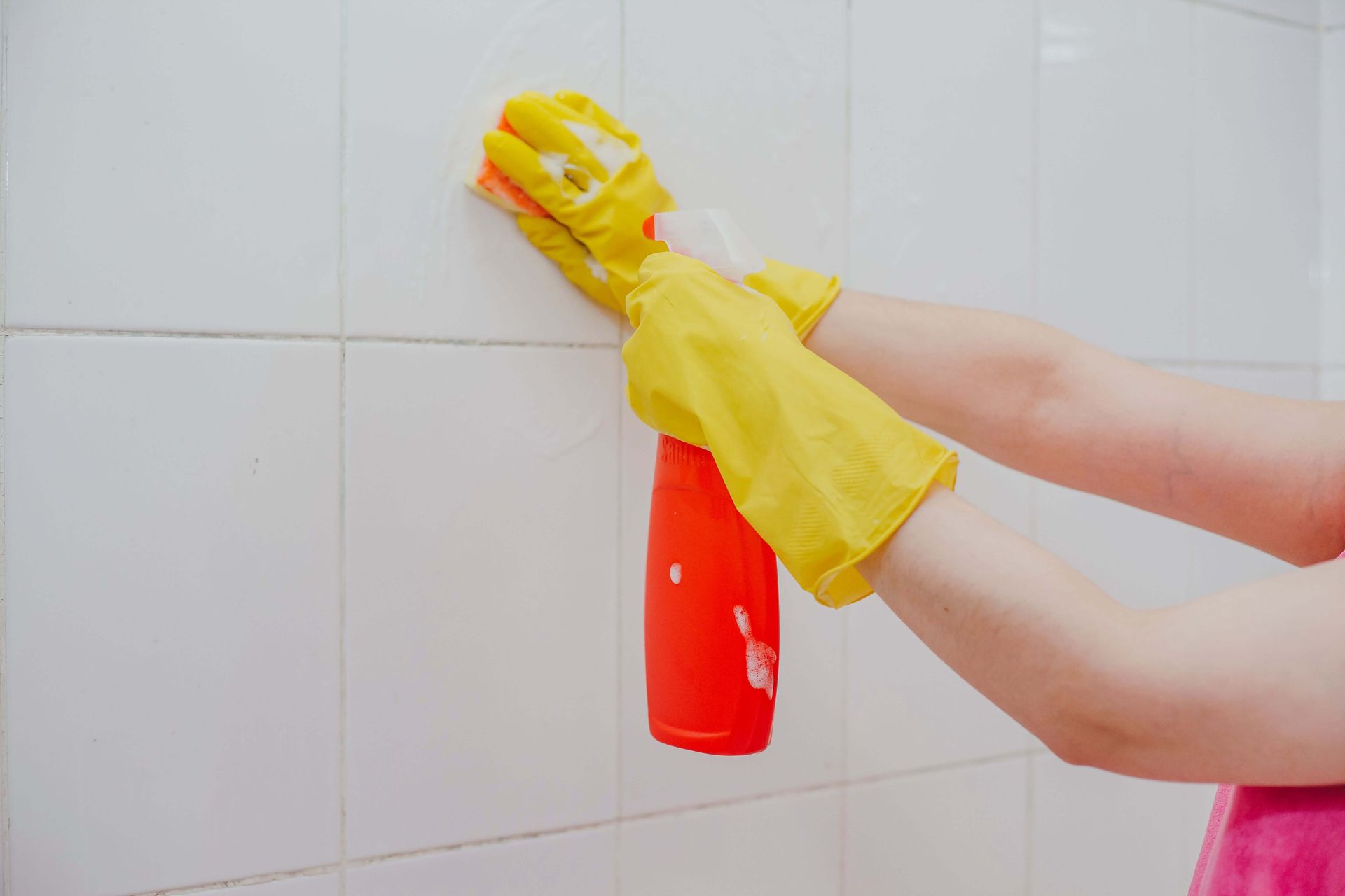 bathroom tiling, grout application, bathroom remodeling contractors in midlothian virginia, bath remodel midlothian va, tile cleaning, grout cleaning