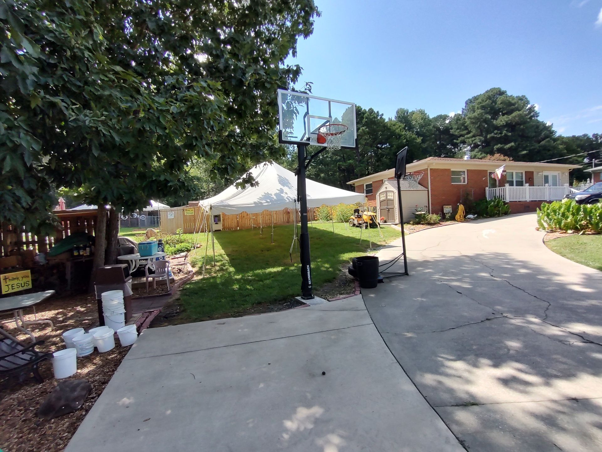 basketball goal