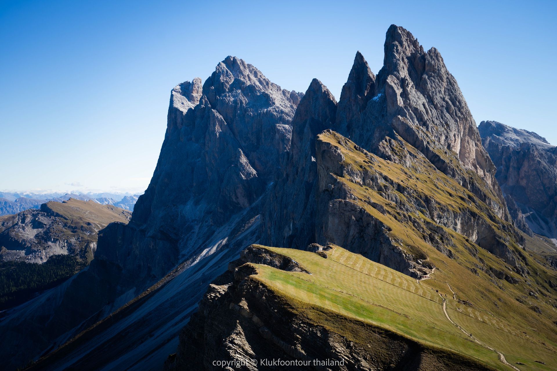 DOLOMITE