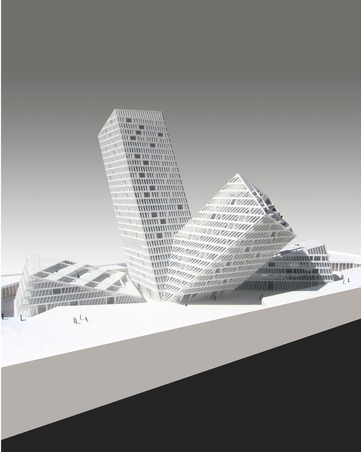 Un modelo de un edificio colocado encima de una mesa.