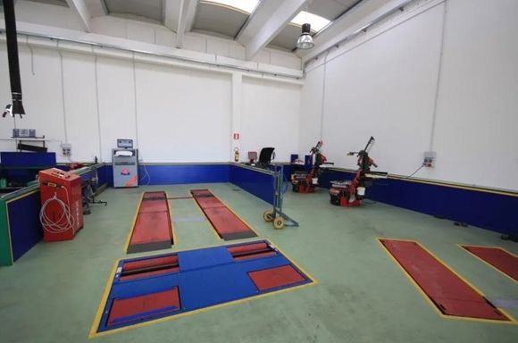 Officina per auto