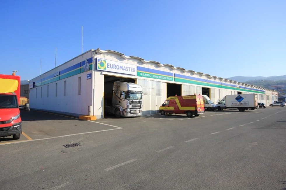 Stabilimento officina