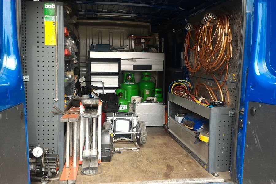 attrezzatura per impianti refrigeranti