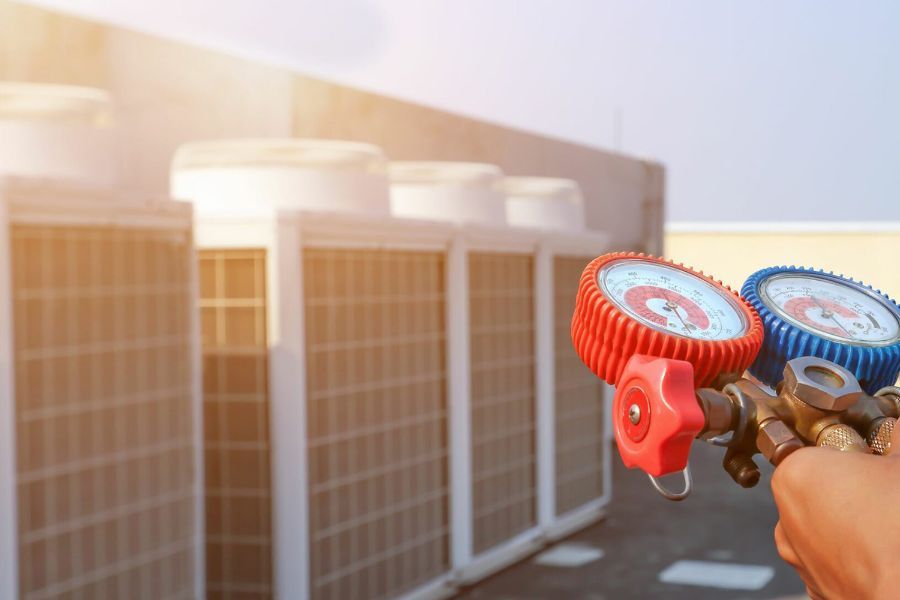 manutenzione impianto di climatizzazione industriale