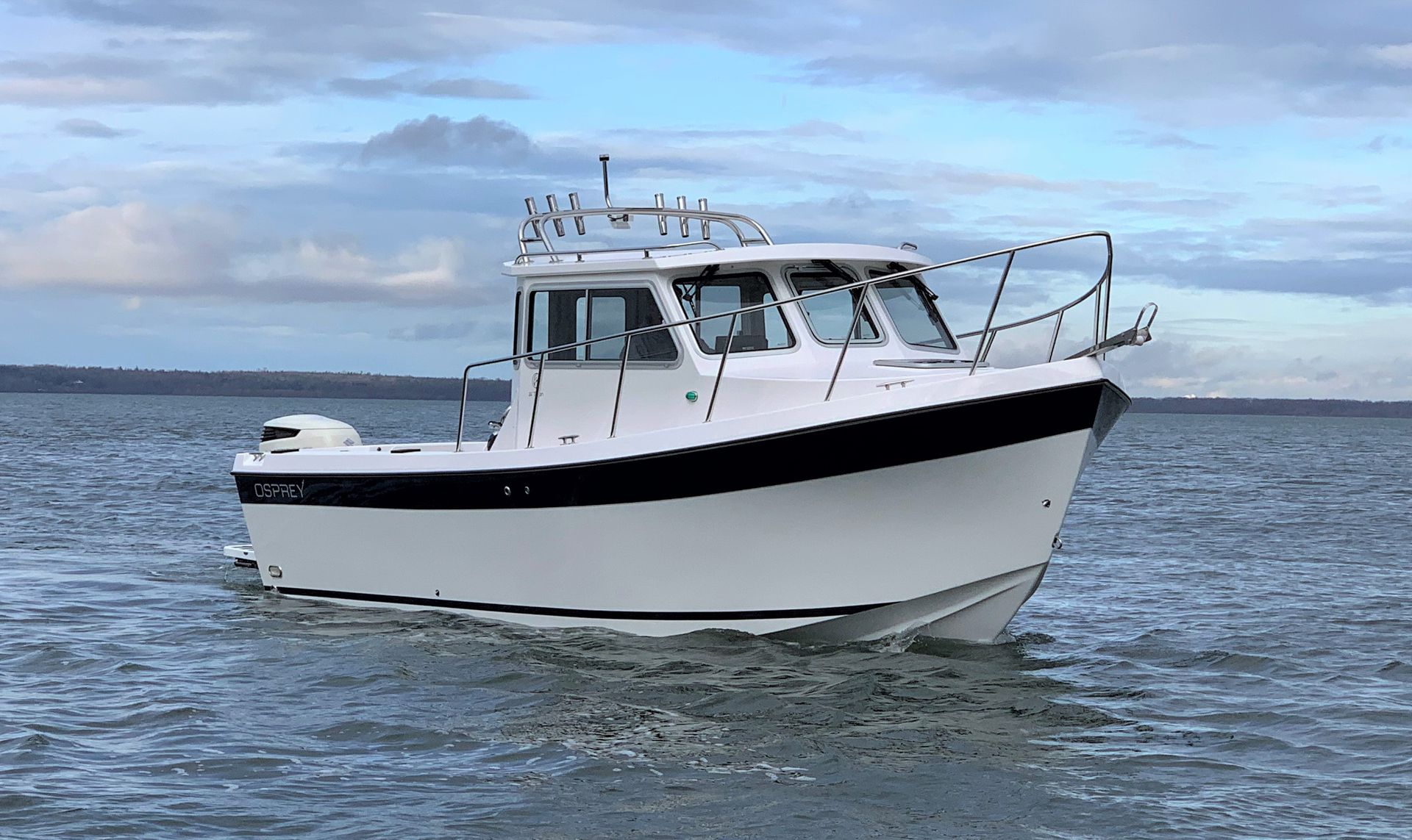 Roof Top Radar Arch by Tanner Manufacturing on an Osprey boat