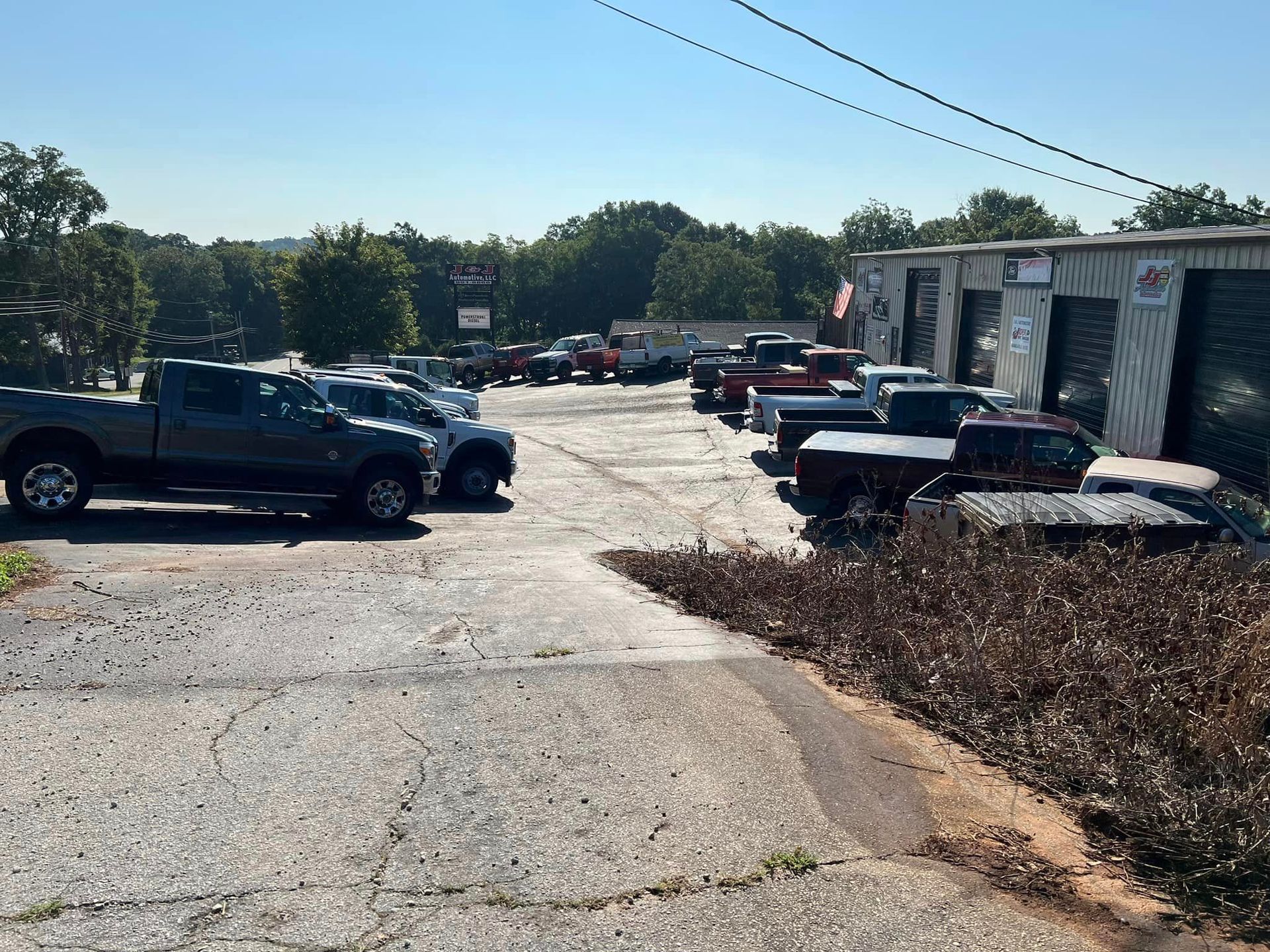 J&J Automotive Parking