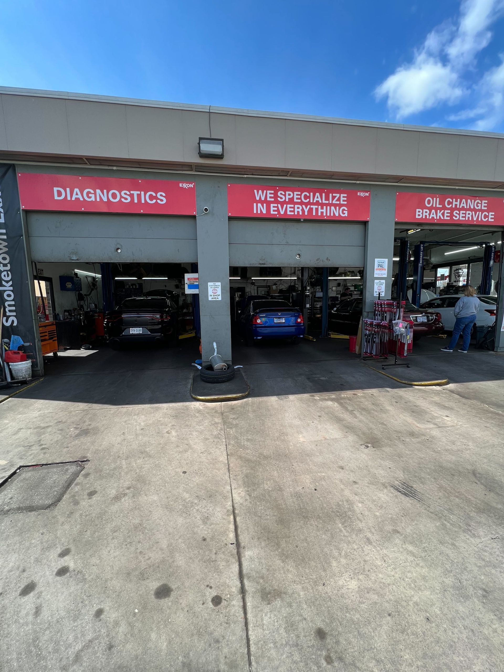 Smoketown Exxon in Woodbridge, VA﻿