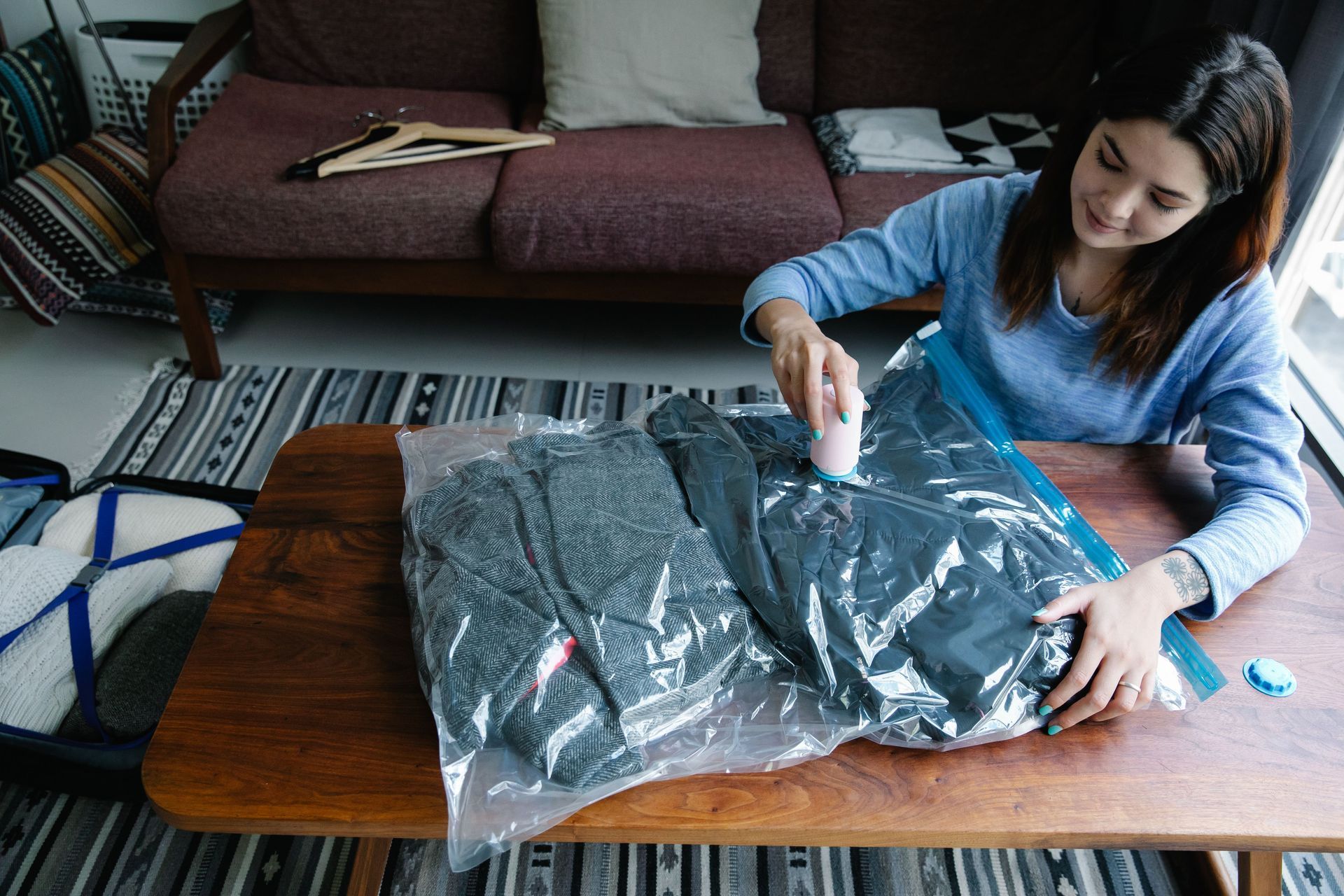 Sealing vacuum bag