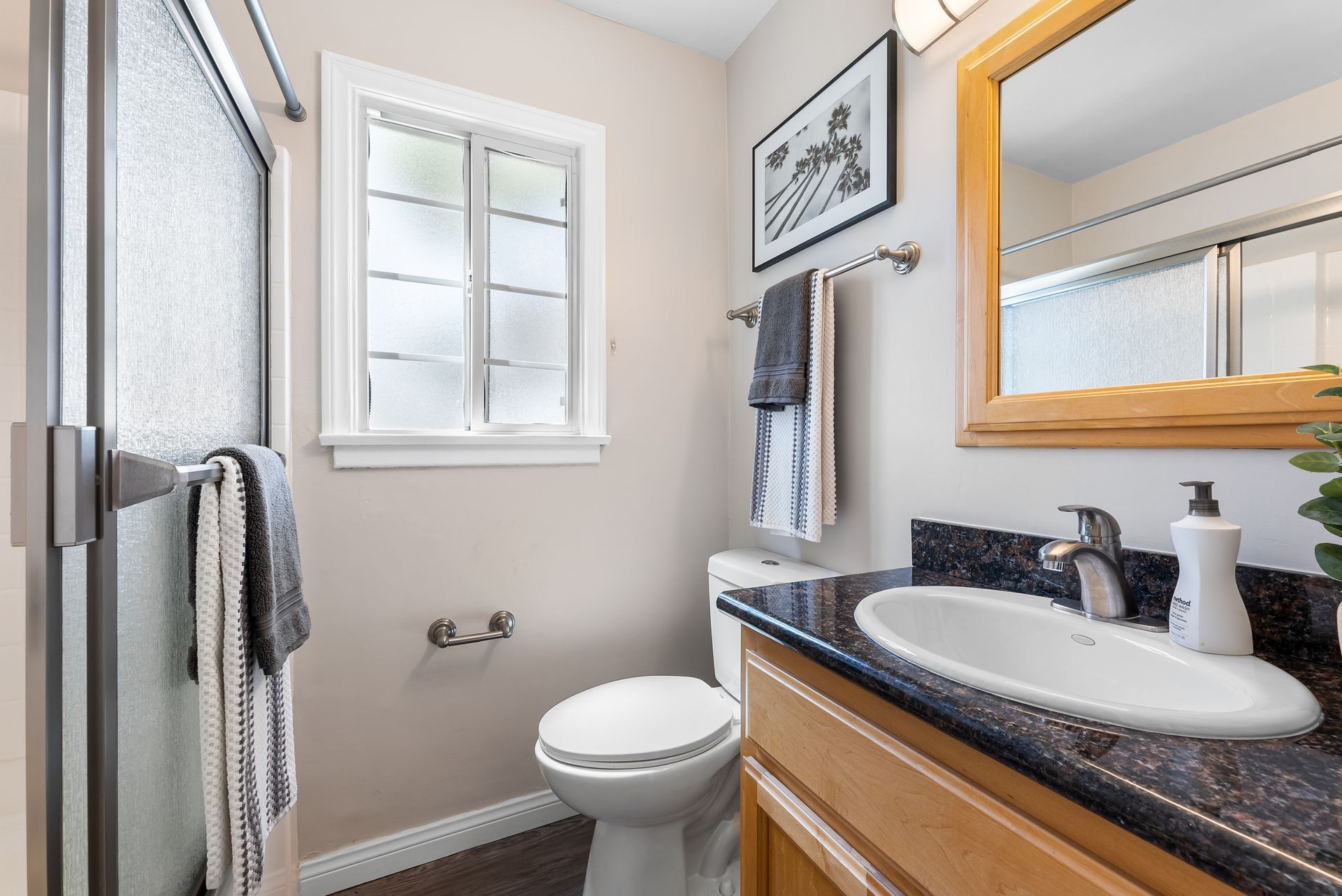 Interior photo of bathroom