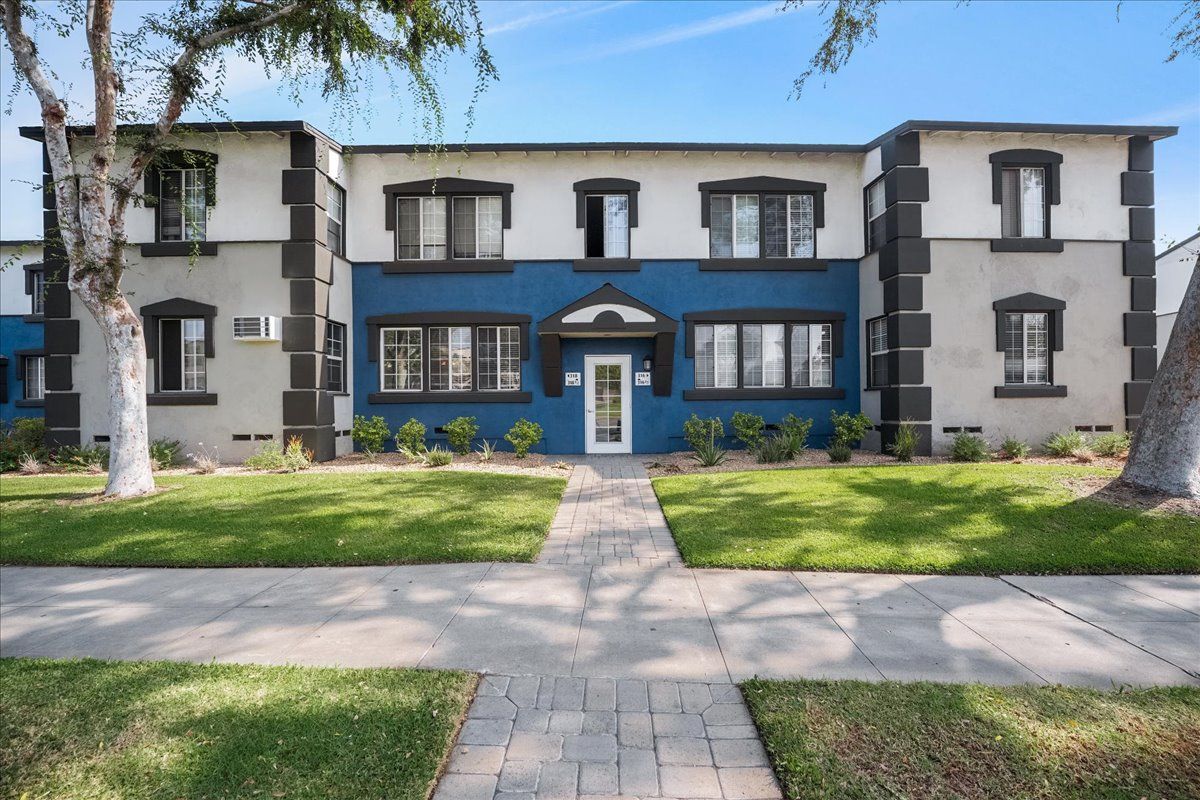 Exterior photo of Somerset property