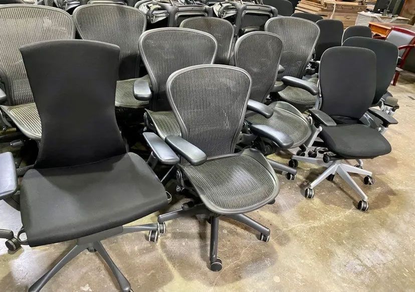 An explanation of the benefits of sitting in an ergonomic office chair. 