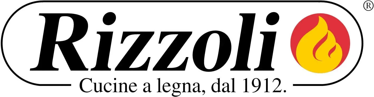 Logo Rizzoli con scritta nera e icona di una fiamma giallo-rossa; slogan: “Cucine a legna, dal 1912.”