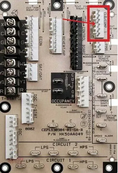 Circuit board with connectors and a red box highlighting a white pin header on the right side.