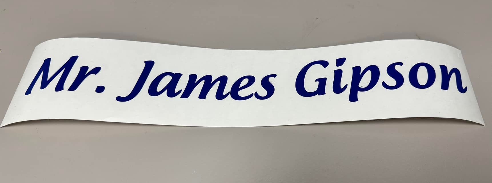 A piece of paper with the name mr. james gipson on it