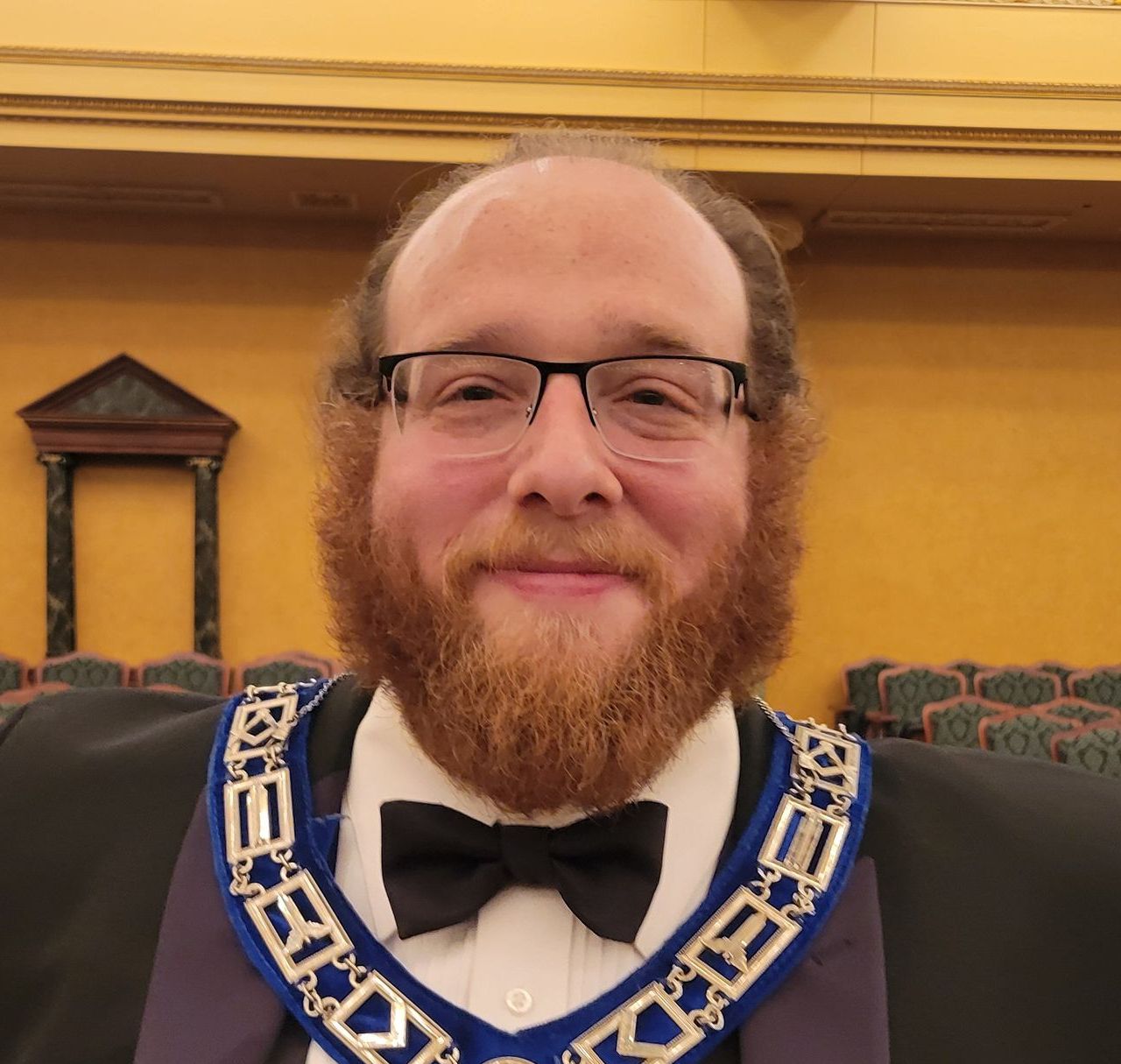 SENIOR warden
