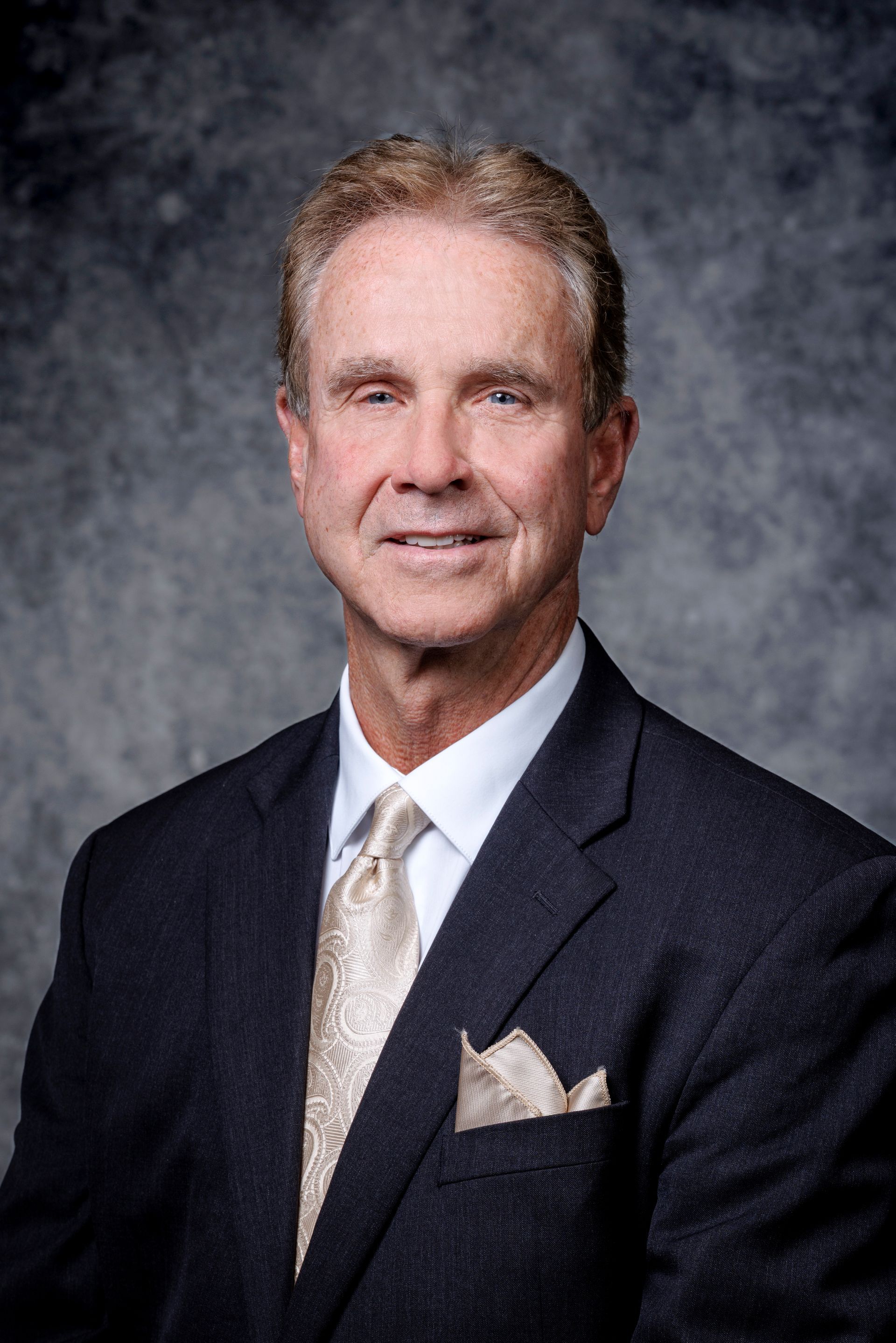 Kent Hutchins