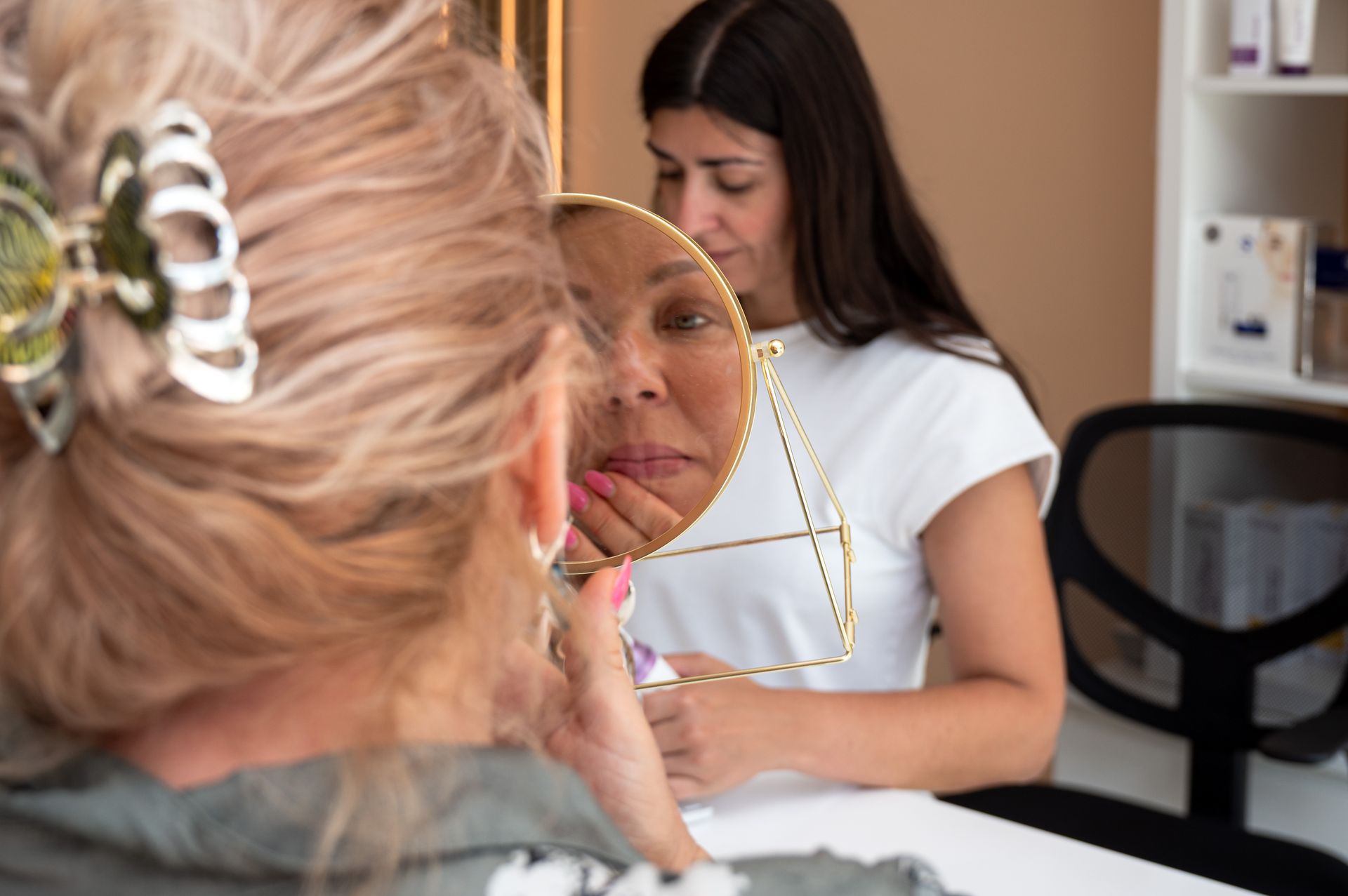Healthy natural skin Skin Longevity Gustil Aesthetics Amsterdam