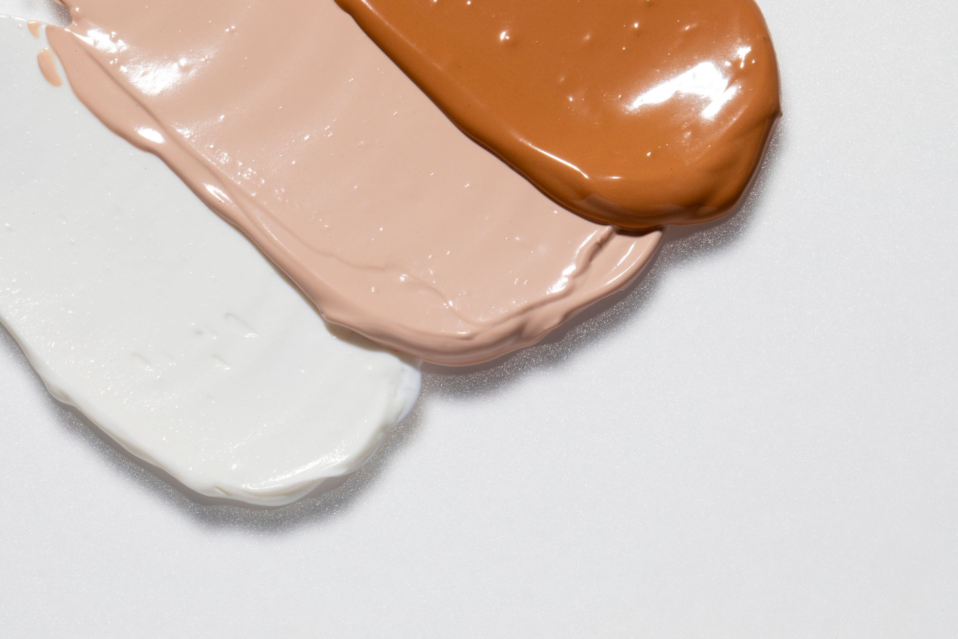 iS Clinical Extreme Protect Colours