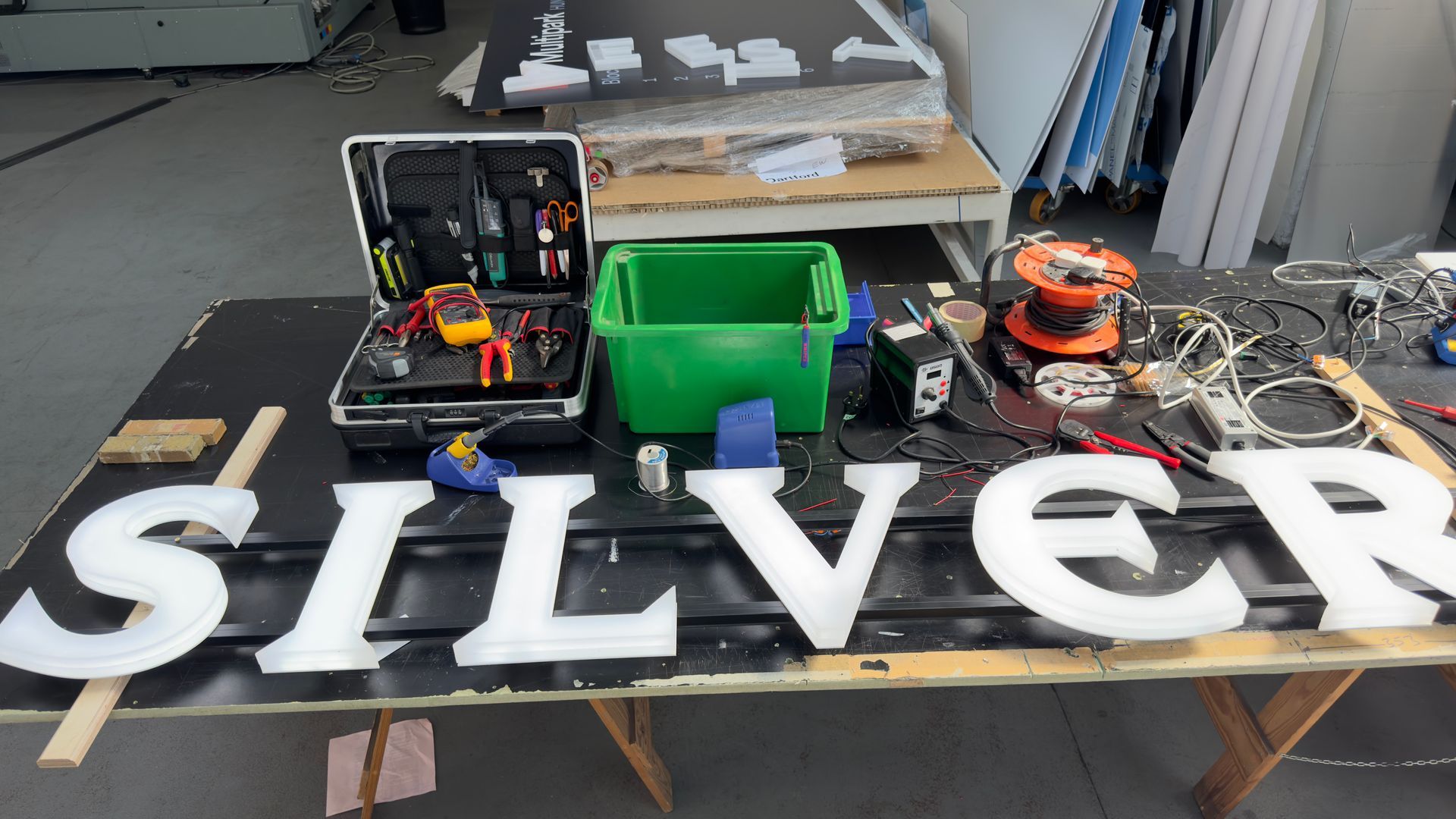 stand-off lettering LED assembly