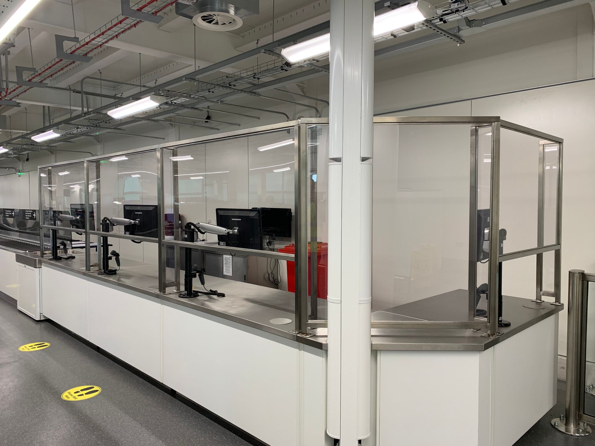 Cut size perspex safety screen manufacture