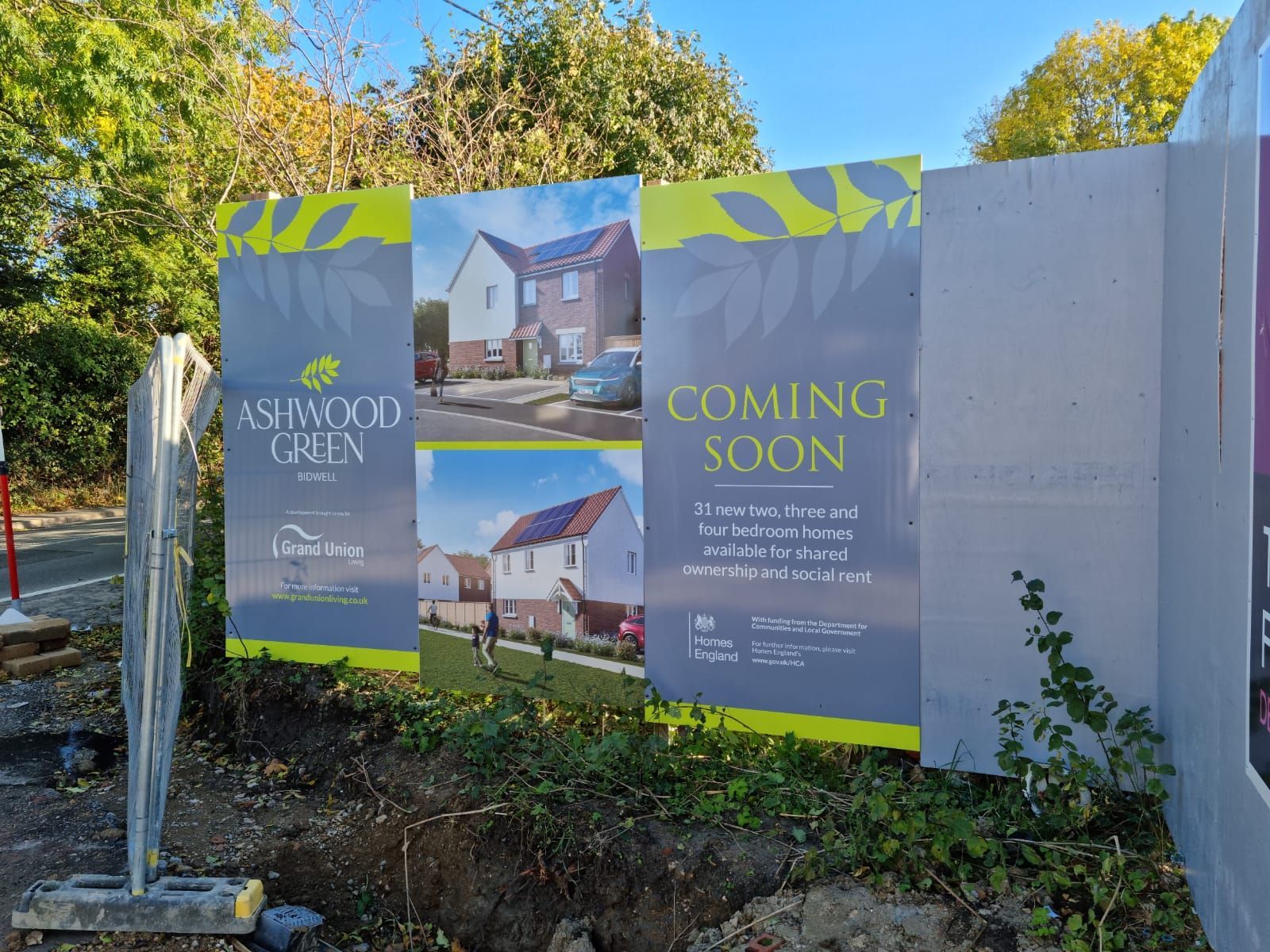 Ash Green development by Grand Union Printed construction site perimeter hoarding panels