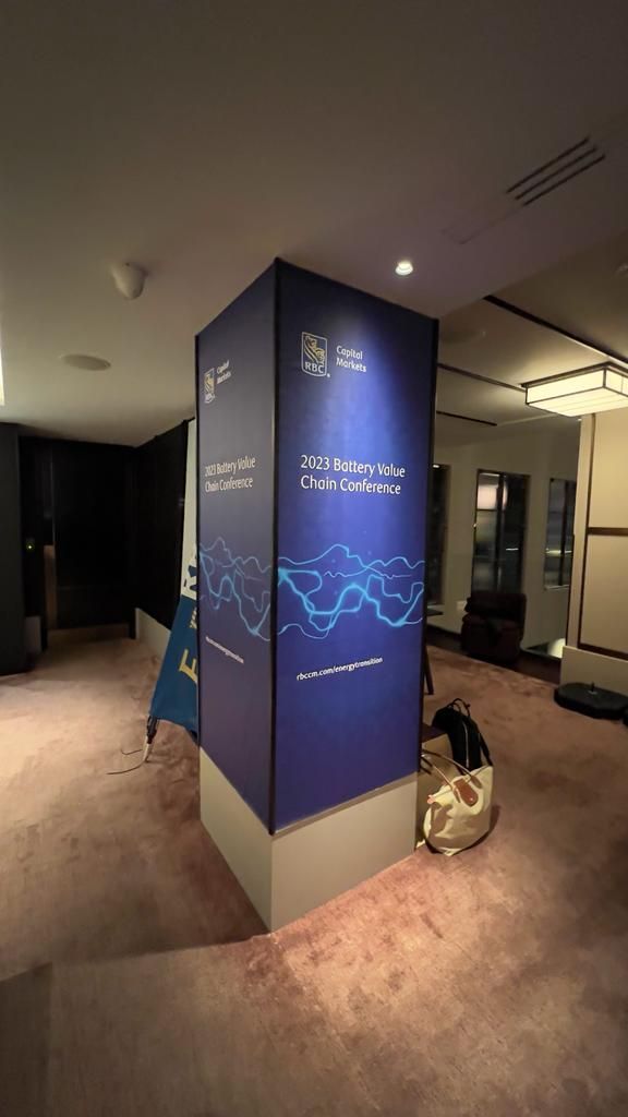 Pillar graphics