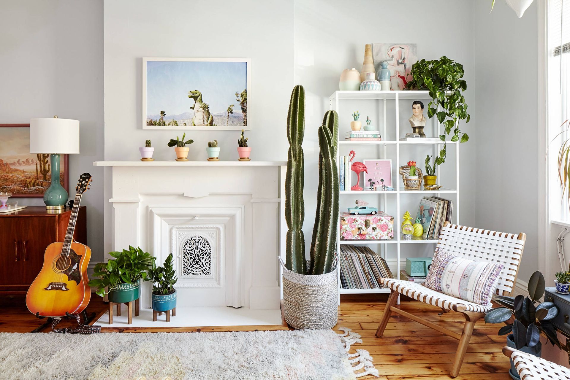 Palm Springs inspired colorful living room decor ideas for students
