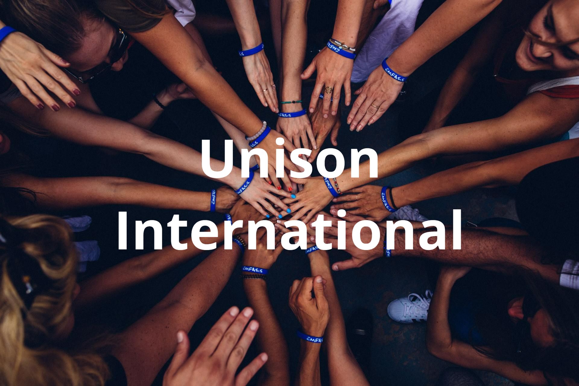 Hands linking together in Unity.