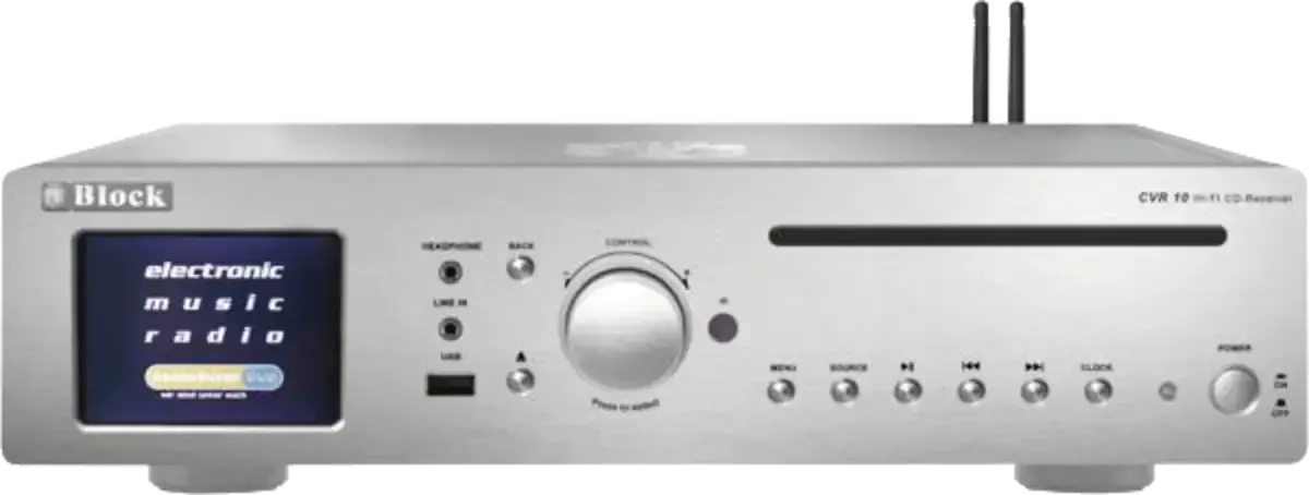 Frontplatte eines silbernen elektronischen Stereo-Receivers mit Display, Drehknöpfen und Tasten