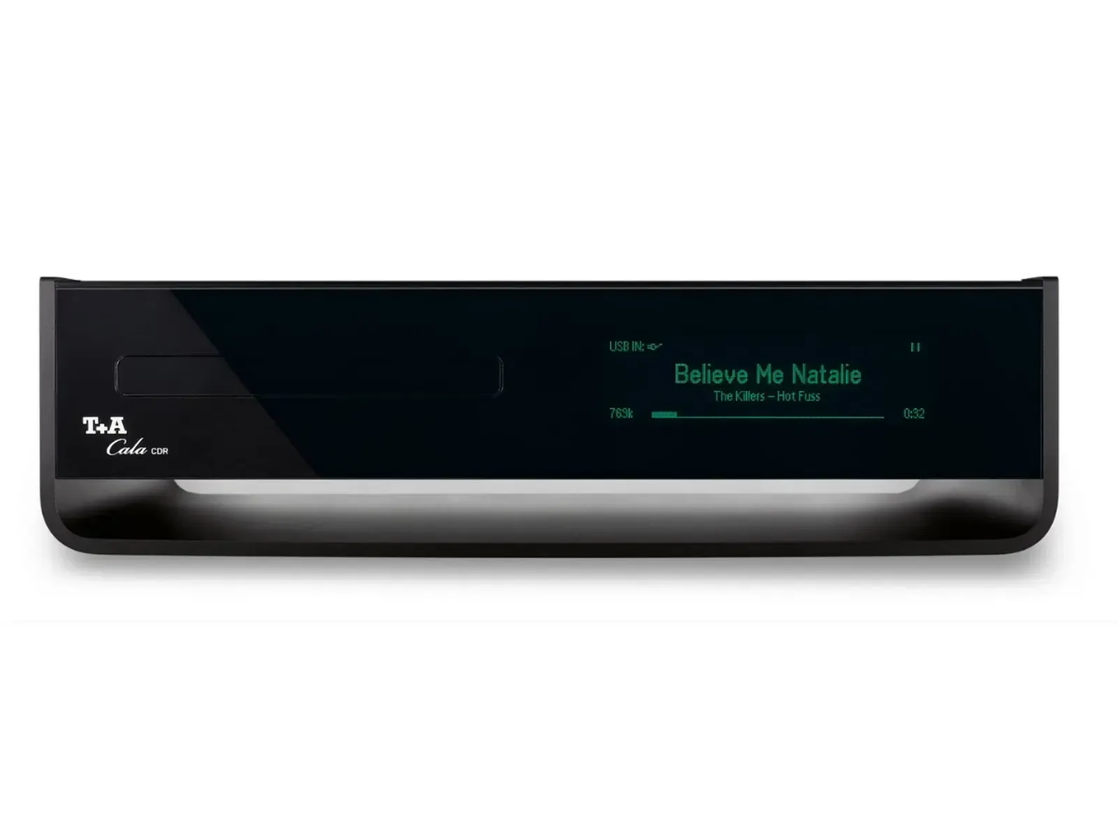 Schwarzes elektronisches Gerät mit einem kleinen grünen Display, auf dem „Believe Me Natalie“ angezeigt wird.