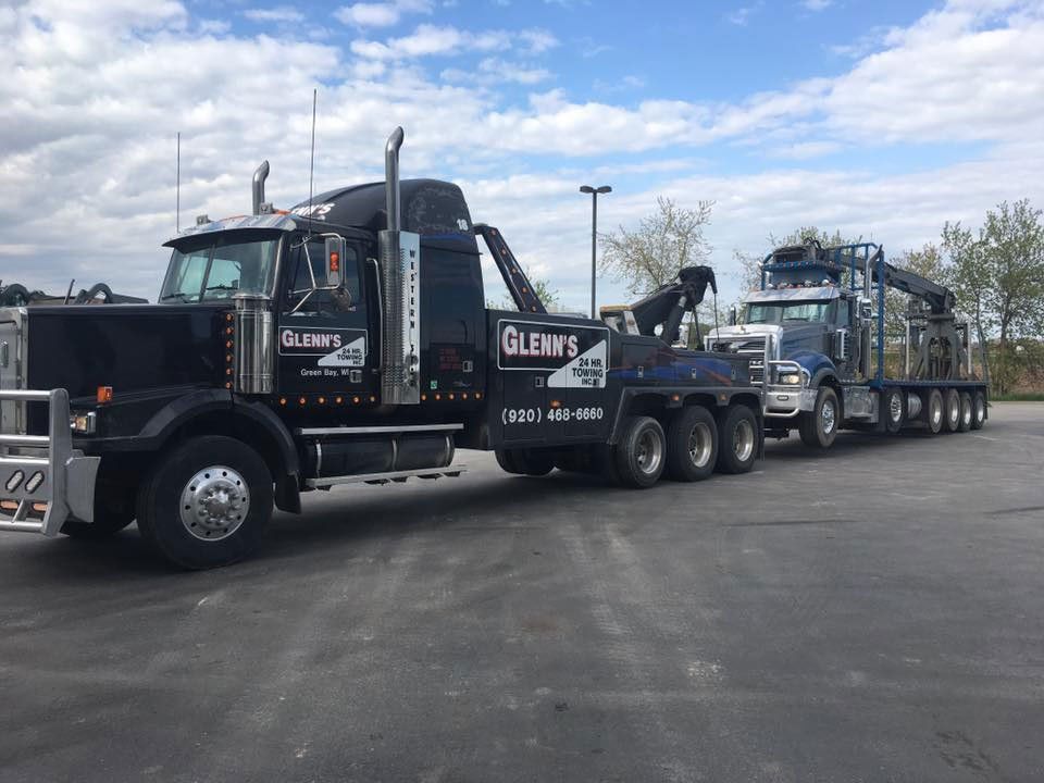 Heavy Duty Truck — Green Bay, WI — Glenn’s 24hr Towing
