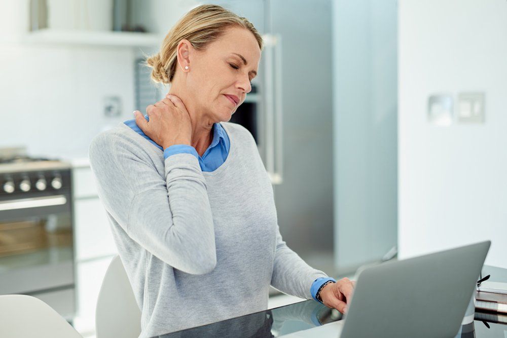 Businesswoman Looking Stressed Out - Alexandria, Louisiana - Alexandria Spine & Rehab Center
