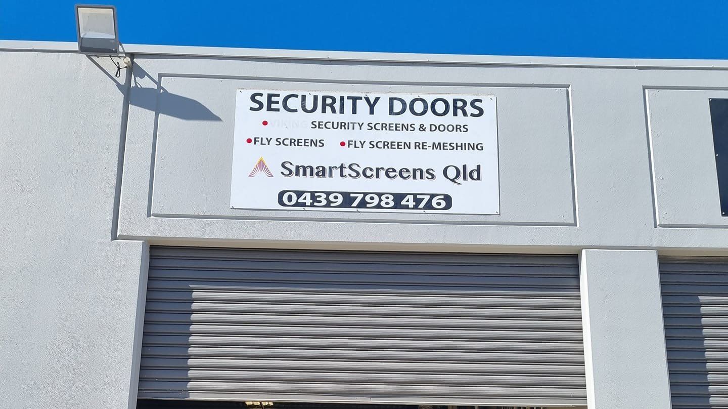SmartScreens Qld Signage — Smart Screens Qld in Ormeau, QLD