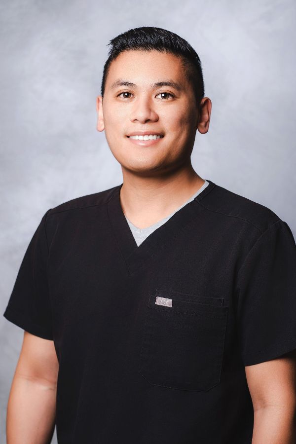 Cosmetic and Family Dentist in Tustin California 92780