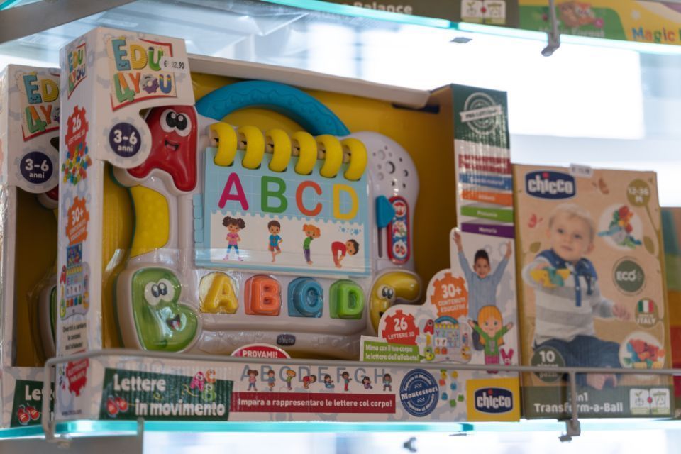 Prodotti per l'infanzia alimentari ed educativi a Budoni