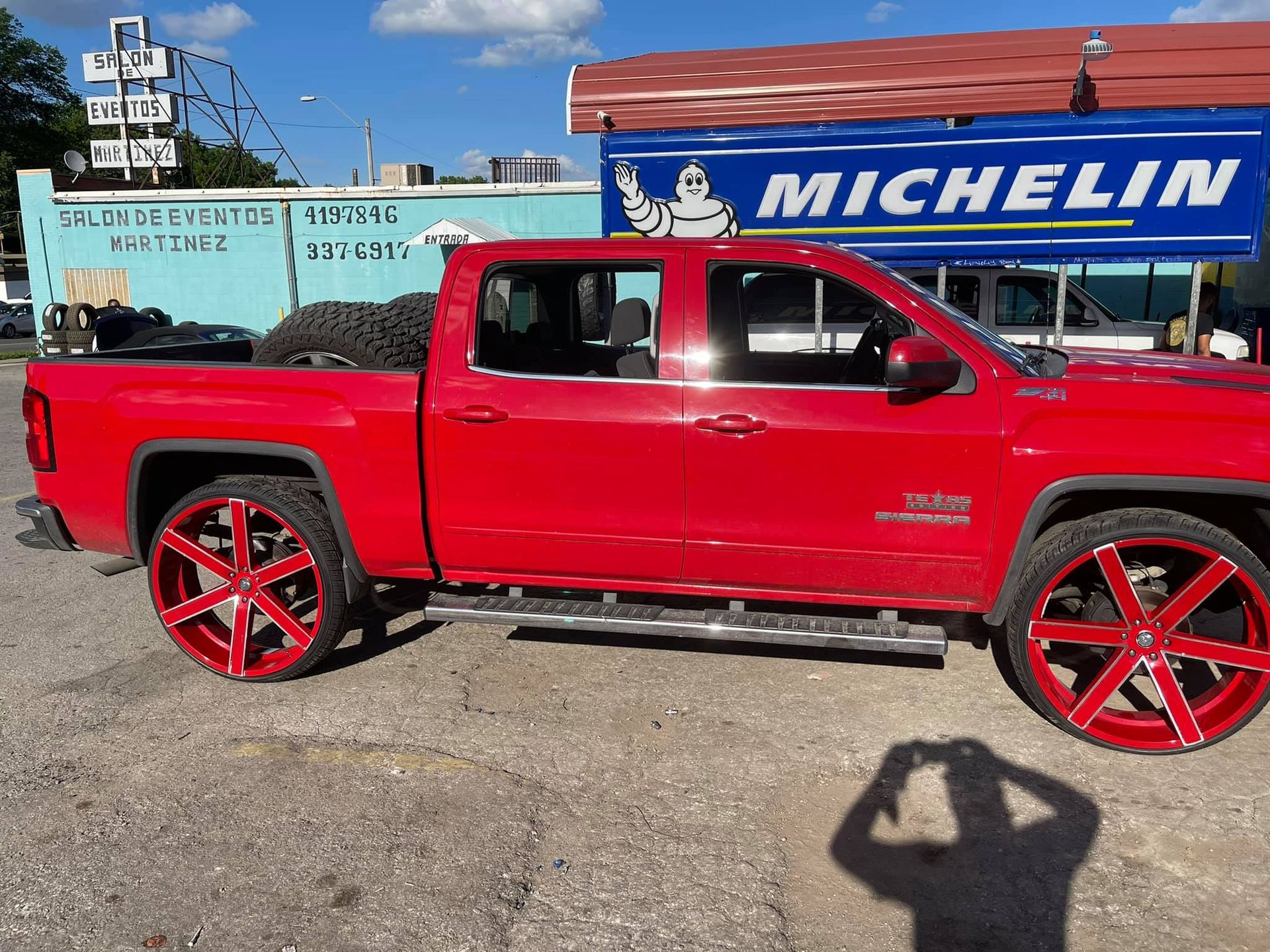 Tires & Rims Kansas City, MO Estrella Tire Shop