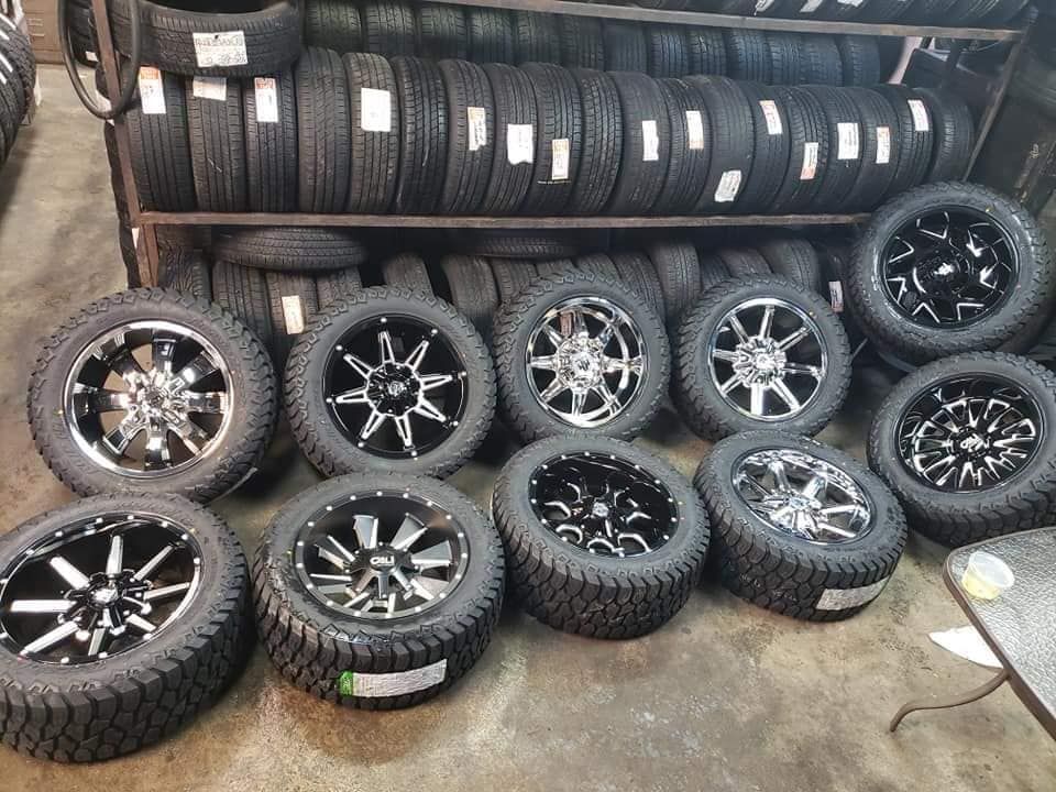 Tires & Rims Kansas City, MO Estrella Tire Shop