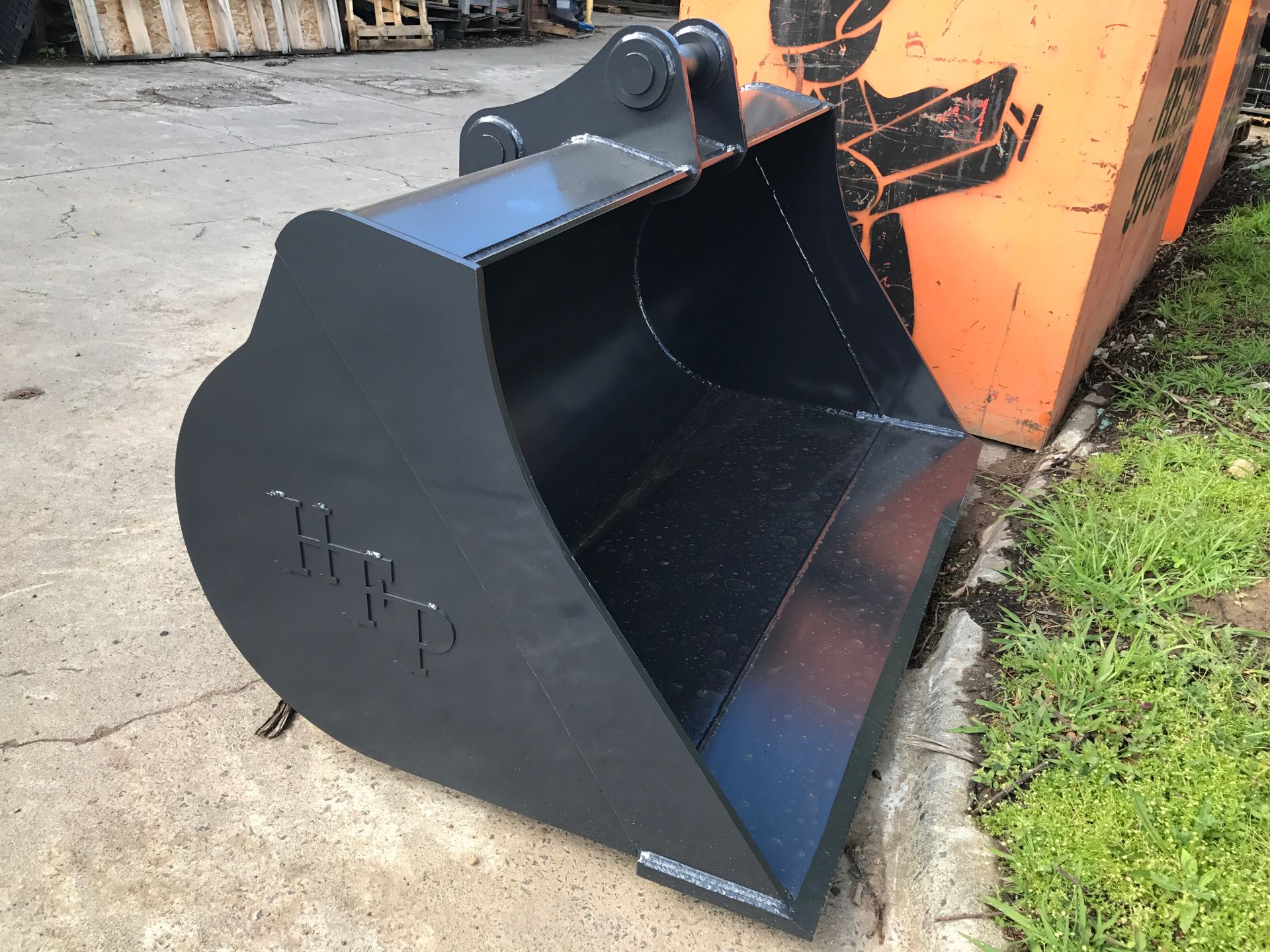 Excavator buckets