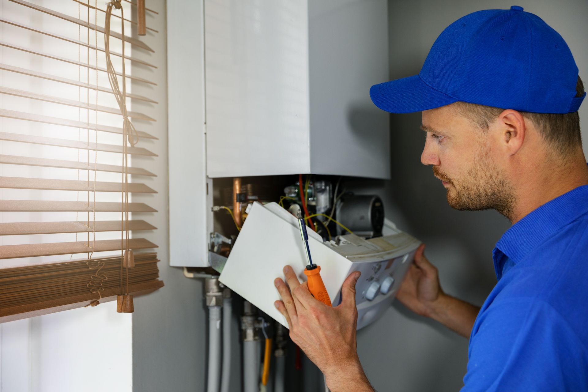 Water Heater Repair Man