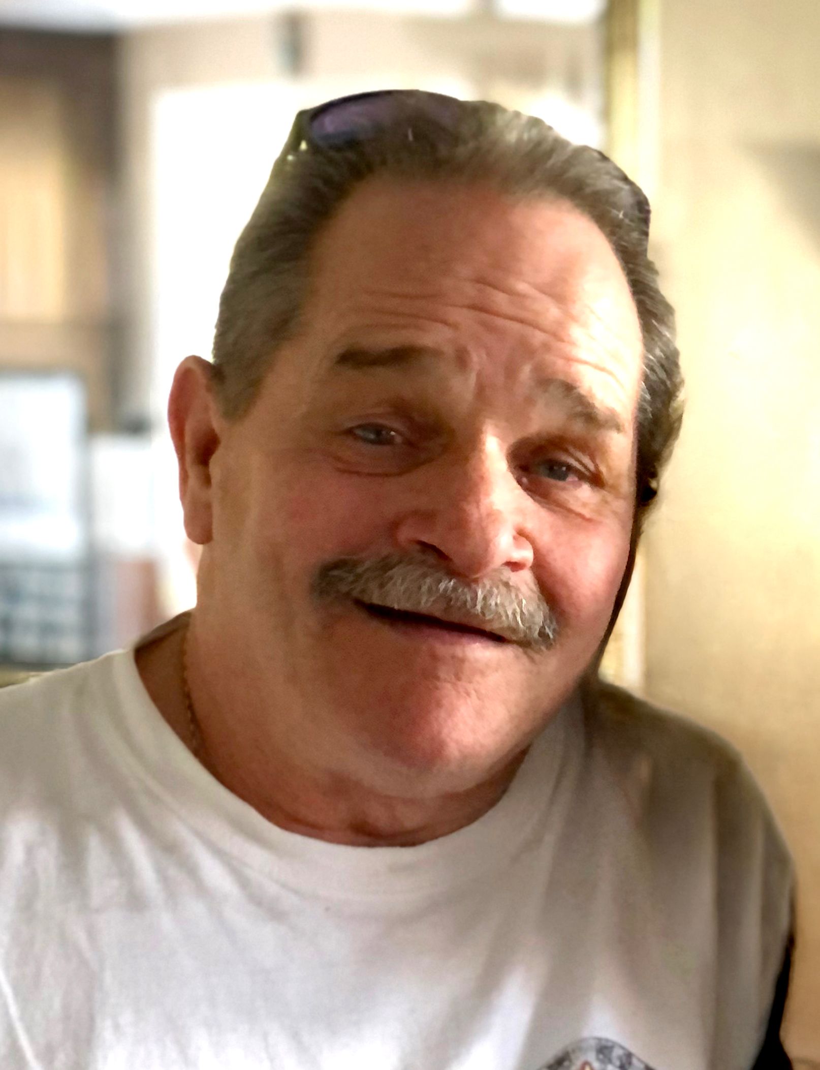thumbnail size photo of Chuck Hartle