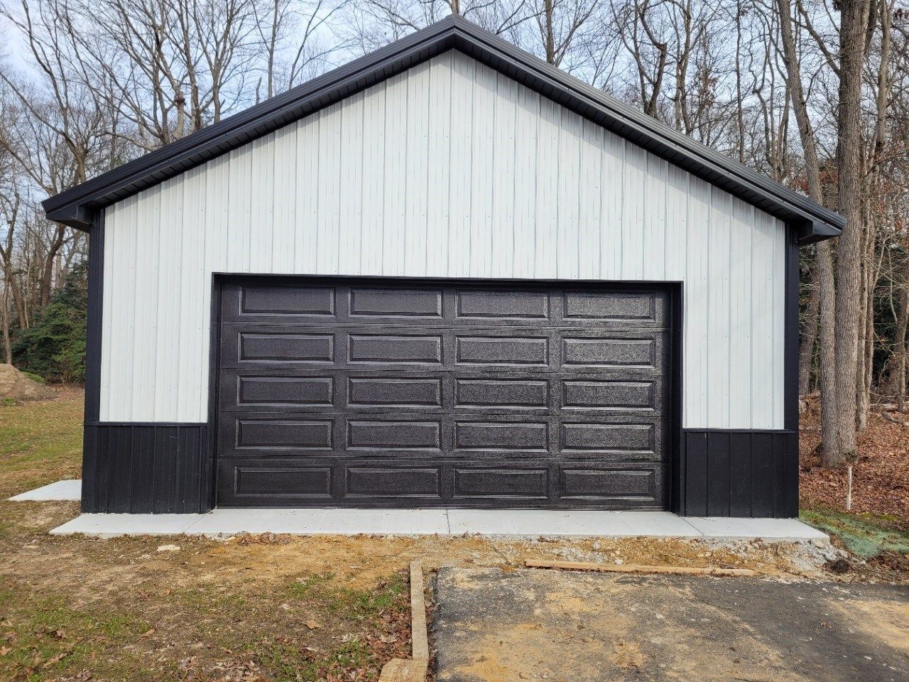 24x24x10 Pole Barn