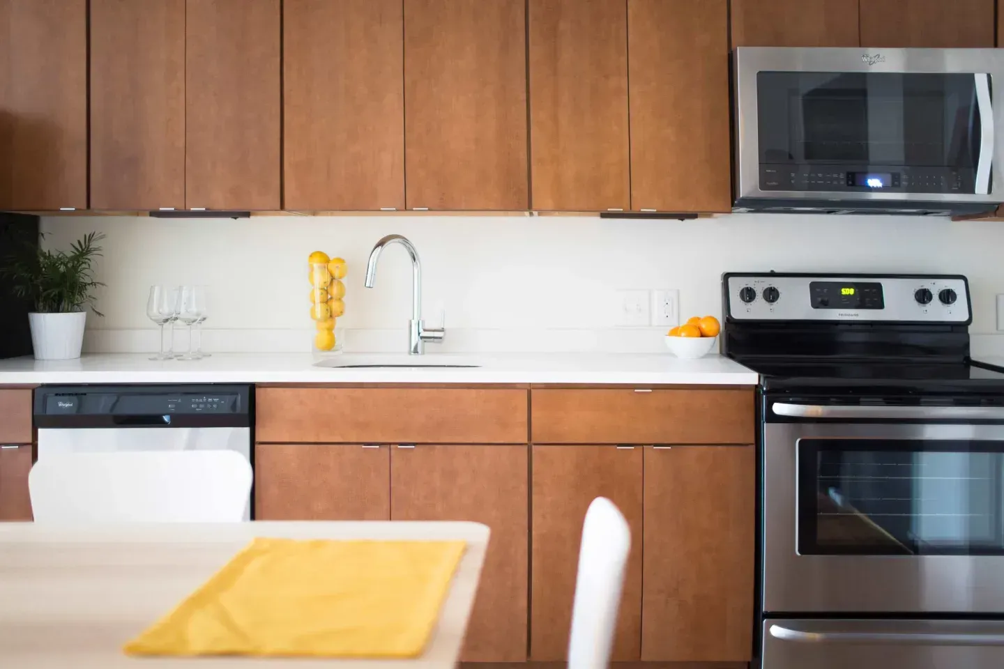 kitchen image