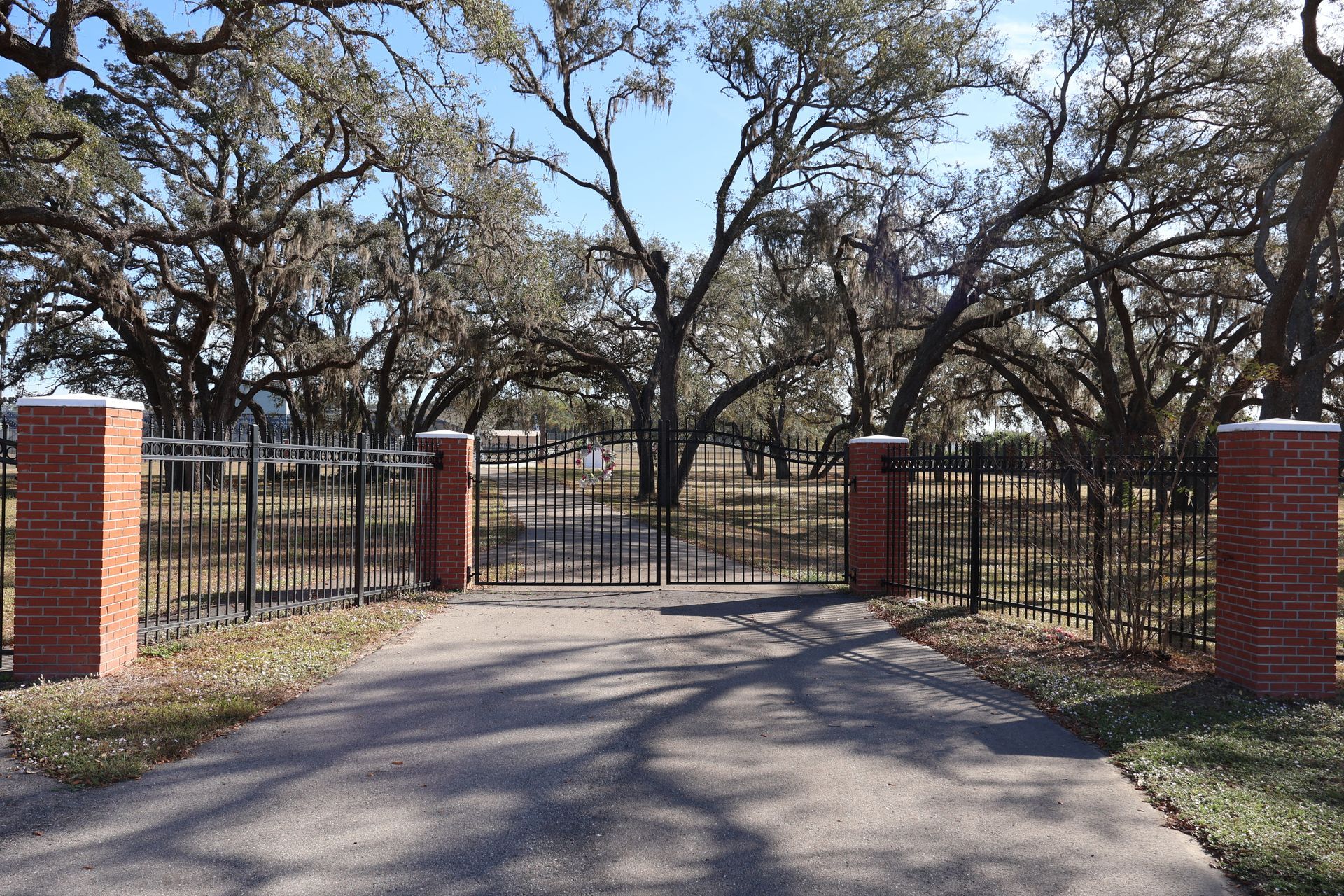 Commercial aluminum fence and gate installation in Tampa, FL