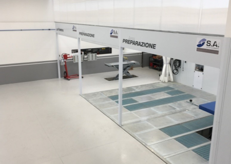 zona di preparazione per la cabina di verniciatura