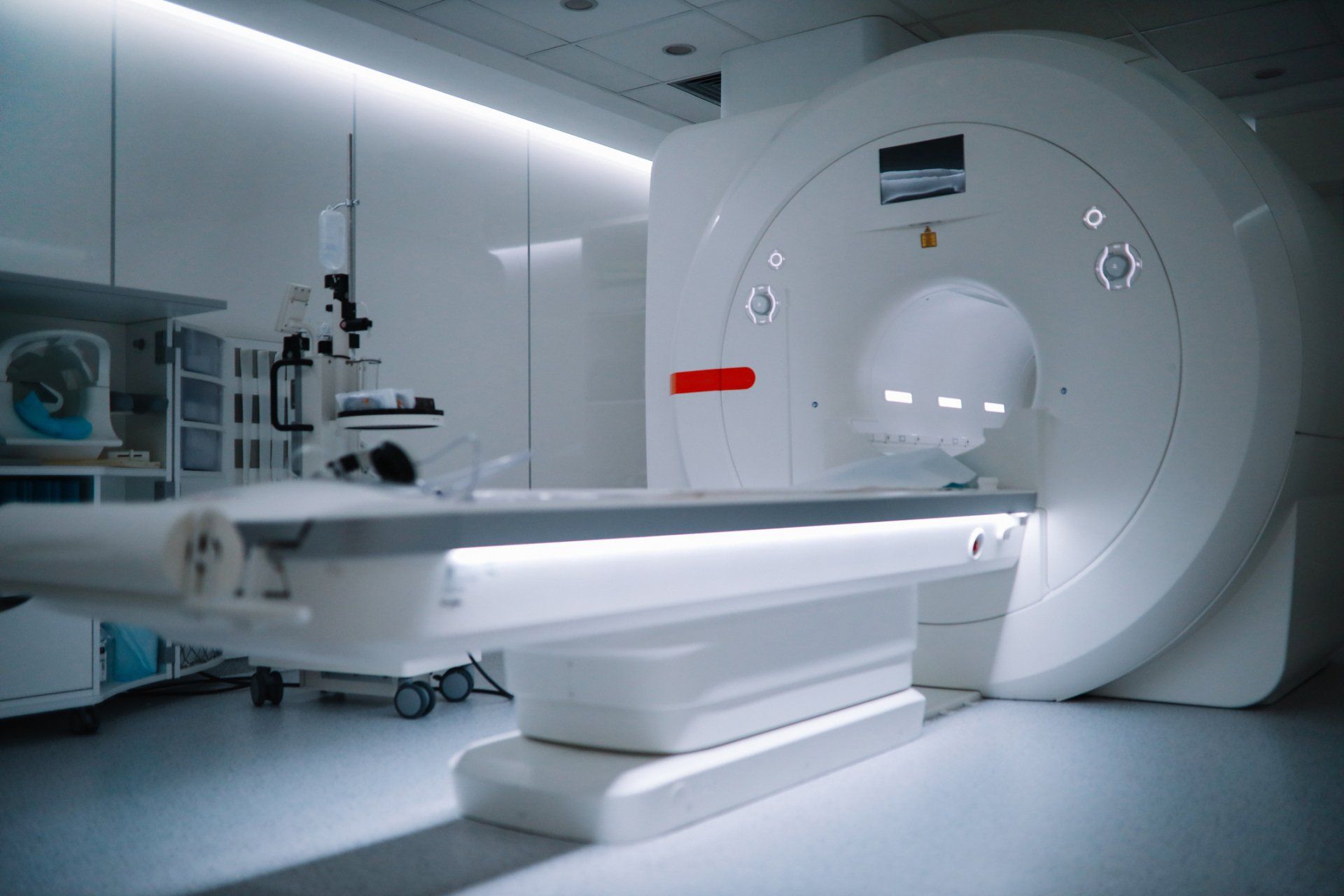 CT scanner equipment in the hospital — New Hartford, NY — Oxford Medical Imaging CT scanner equipment in the hospital — New Hartford, NY — Oxford Medical Imaging