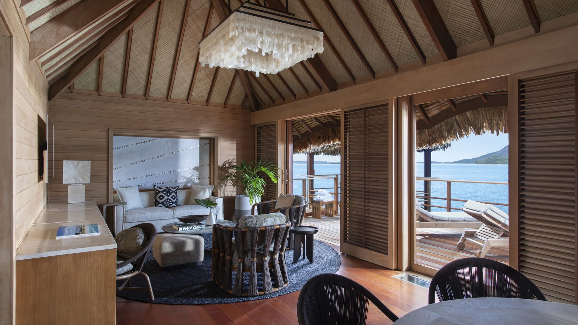 The Four Seasons Resort, Bora Bora