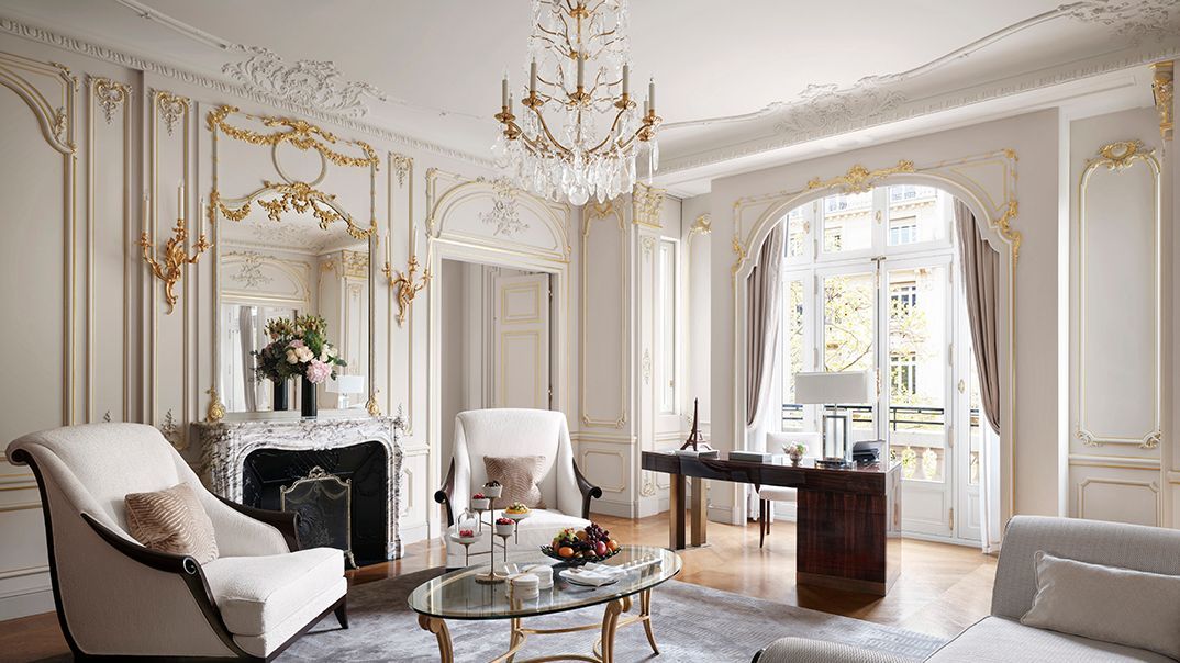 Peninsula Paris