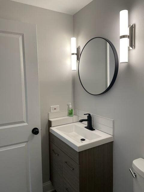 Maple bathroom