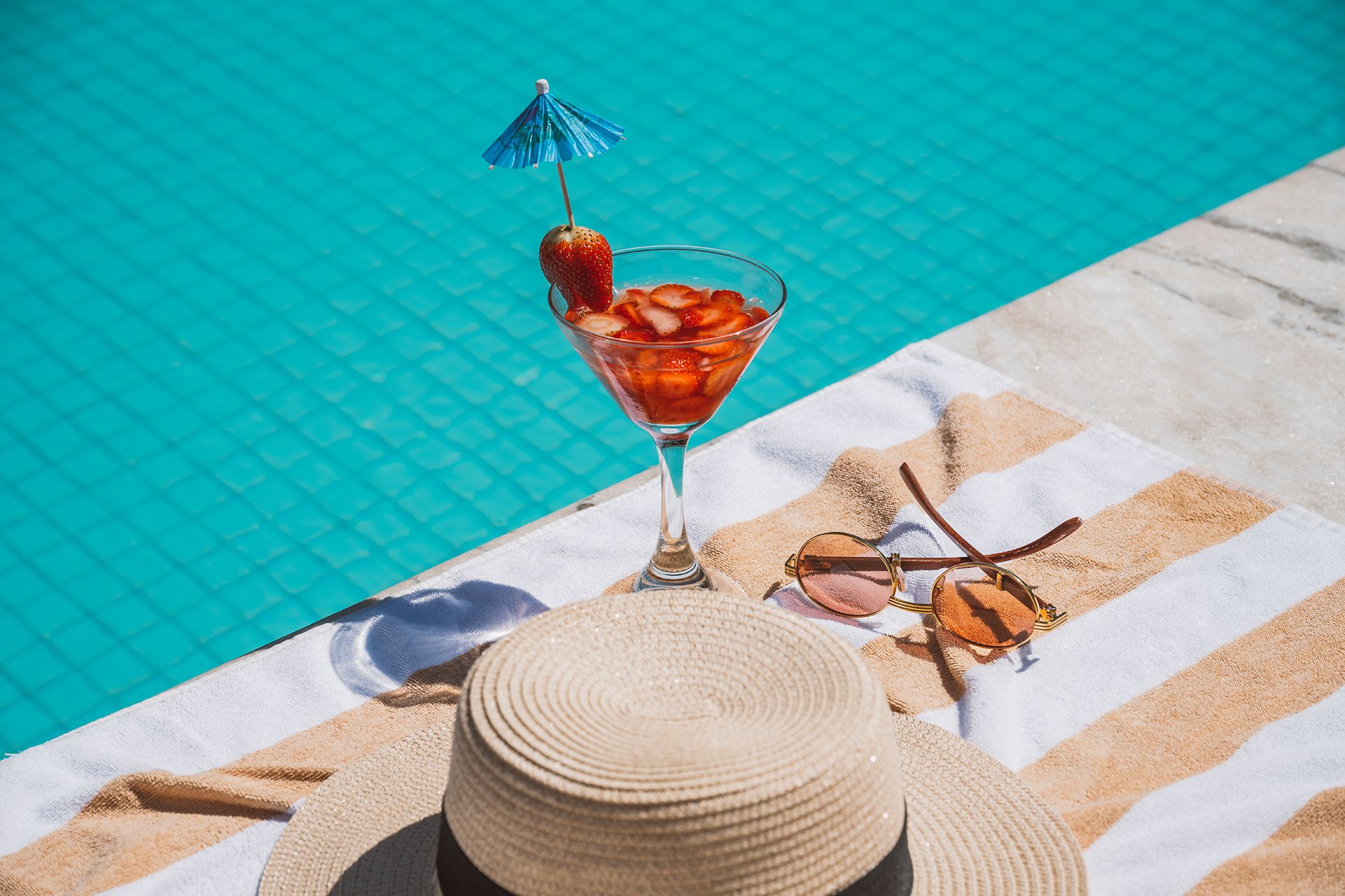 drinks na piscina angra beach hotel